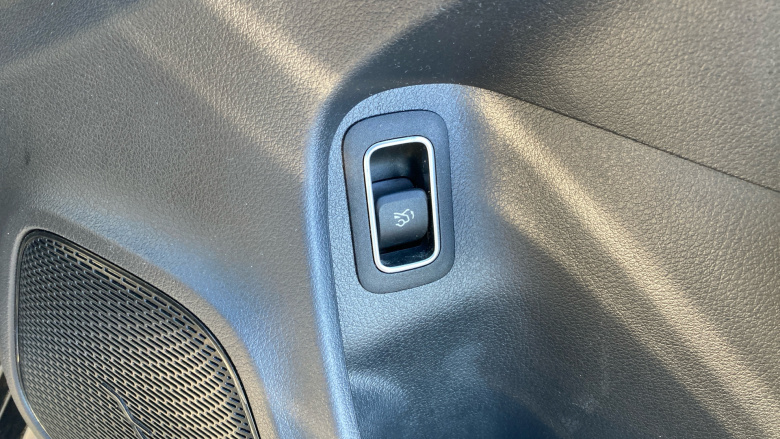 Mercedes-Benz CLA 180 AMG Line Premium 4dr Tip Auto Petrol Saloon